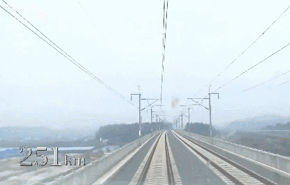 广深铁路信号系统改造后列车运行能力提升25%  多趟高铁动车可直达深圳火车站