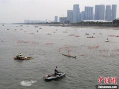 迎接亚运会 杭州2022人横渡钱塘江