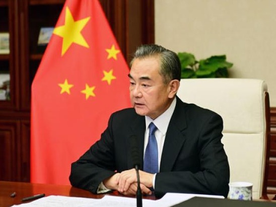 王毅同巴西外长阿劳若通电话 