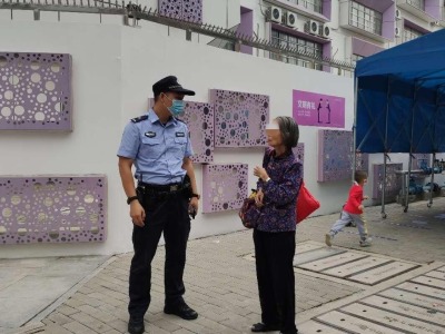 90岁阿婆看望生病的70岁女儿，不幸迷路，幸遇宝安警方!  
