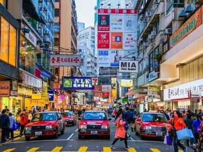 香港放宽本地旅行团限制 政府资助导游检测病毒 