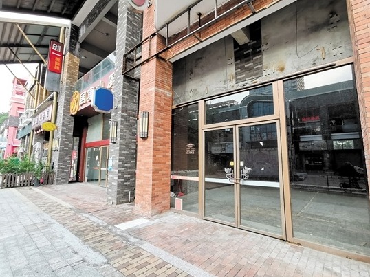 江门部分商业街商铺空置率超六成，业主如何逆境求生