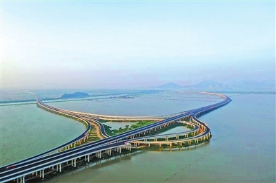 鹤港高速迎来新进展 江珠高速至机场东路段贯通
