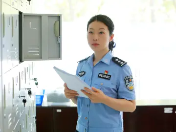 每日警星 | 薛雪：守护国门防疫关口的忠诚卫士