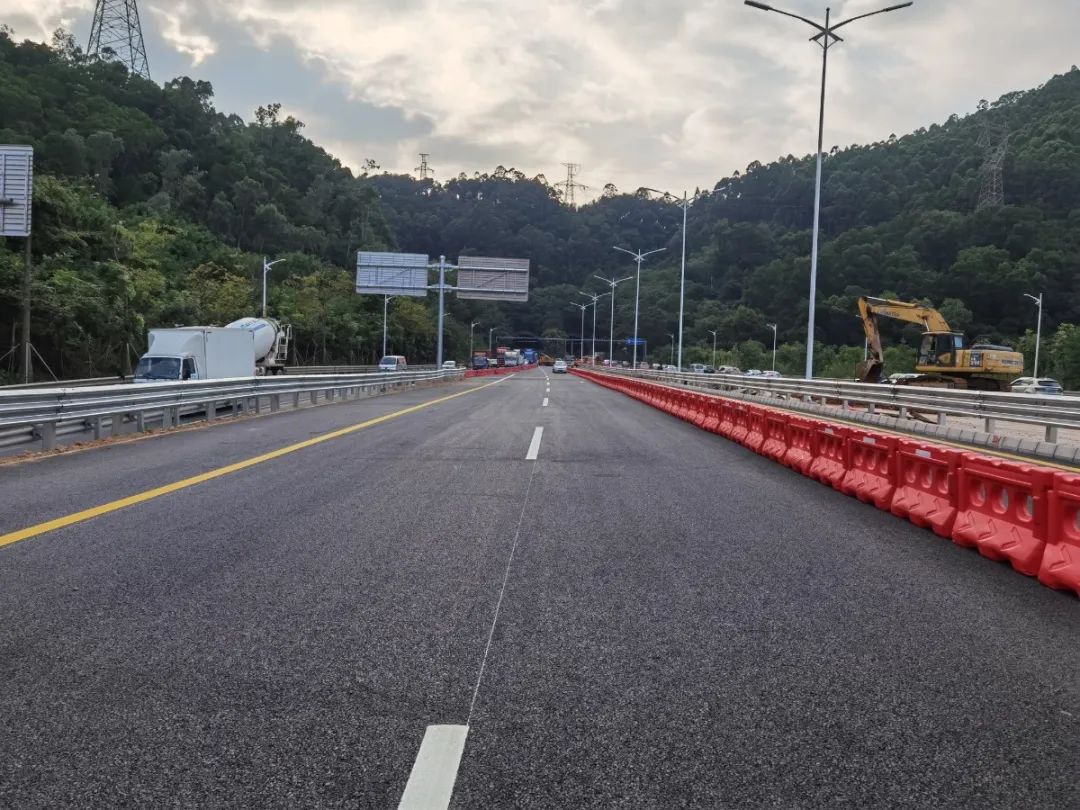 今天，深圳又一立交通车！