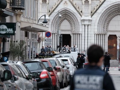 嫌疑人身份确认　法国、突尼斯调查尼斯袭击 