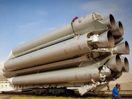 余粮不多也要登上月球：俄耗资一万亿卢布研制叶尼塞重型火箭 