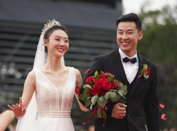 8天假期参加23场婚宴？这是遇到“报复性结婚”了吗？