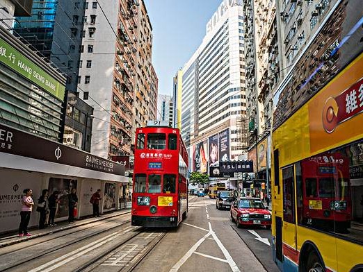 香港放宽本地旅游团和婚礼人数限制 