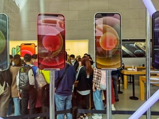 苹果分析师：iPhone用户或超10亿，是史上最成功产品