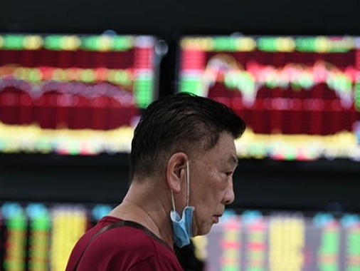 震荡收涨：成交萎缩，创指涨逾1%，北向资金连续八日净流出 