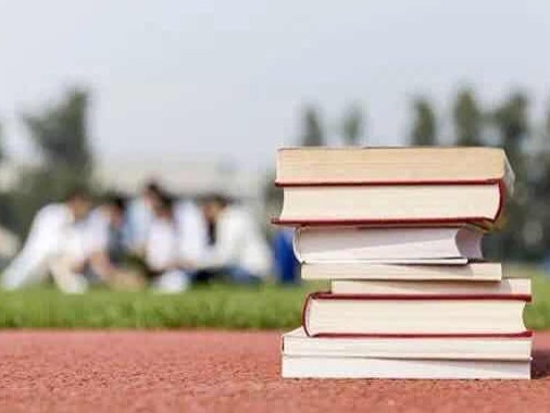 人民日报：做好中小学办学“加减法”