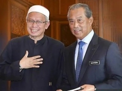 马来西亚总理宣布自我隔离，曾与确诊部长一同开会