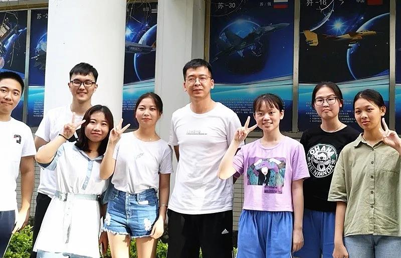 光明教育追梦人 | 叶凡：细、勤、爱、严——追寻师生共同成长之道