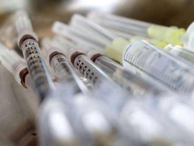 俄罗斯新冠疫苗“卫星-V”将在阿联酋开展三期临床试验 