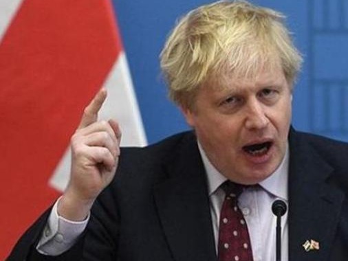 英国出台三级封锁防疫措施，约翰逊：必须采取行动挽救生命 