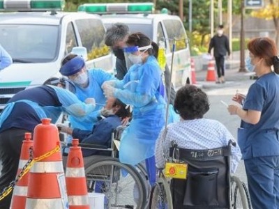 韩国釜山一医院暴发集体感染：52人确诊新冠，其中43人为患者