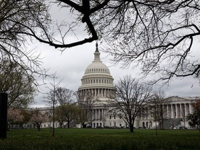美媒：下月参议院改选，共和党八个州参议员席位受冲击