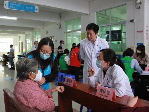 勿忘我公益扶贫项目关爱连平认知障碍老人，让美好不被遗忘