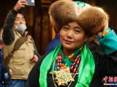 从首饰、法器到绘画颜料 黄金在西藏有多受宠？