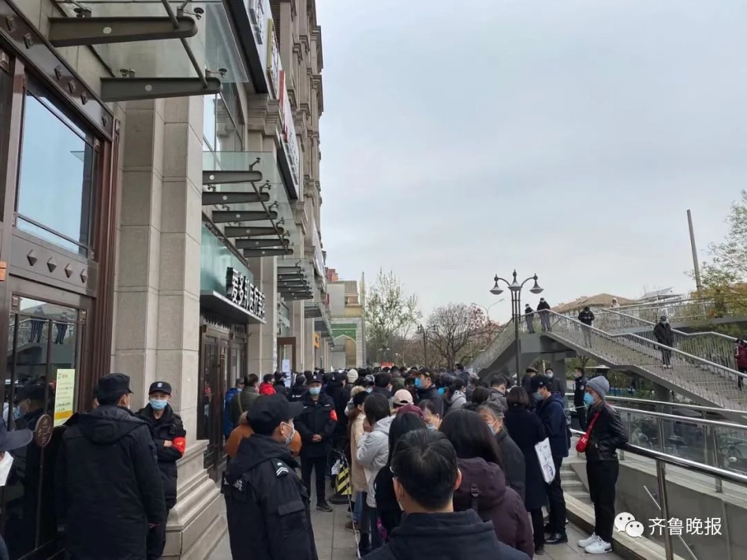 探访蛋壳公寓北京总部：数百房东租客排队解约，蛋壳回应“没钱”