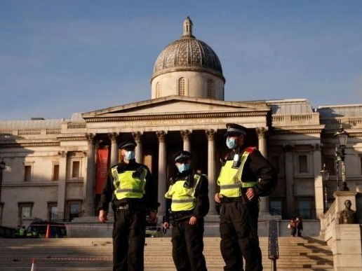 英媒：英国已有849名警察新冠病毒检测结果呈阳性