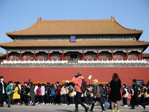 “嘉宾票”炒到一千八，“进宫难”该怎么破？