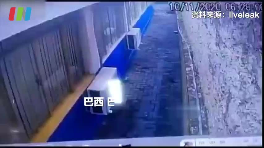 巴西11人挖隧道越狱 监控拍下囚犯鱼贯而出