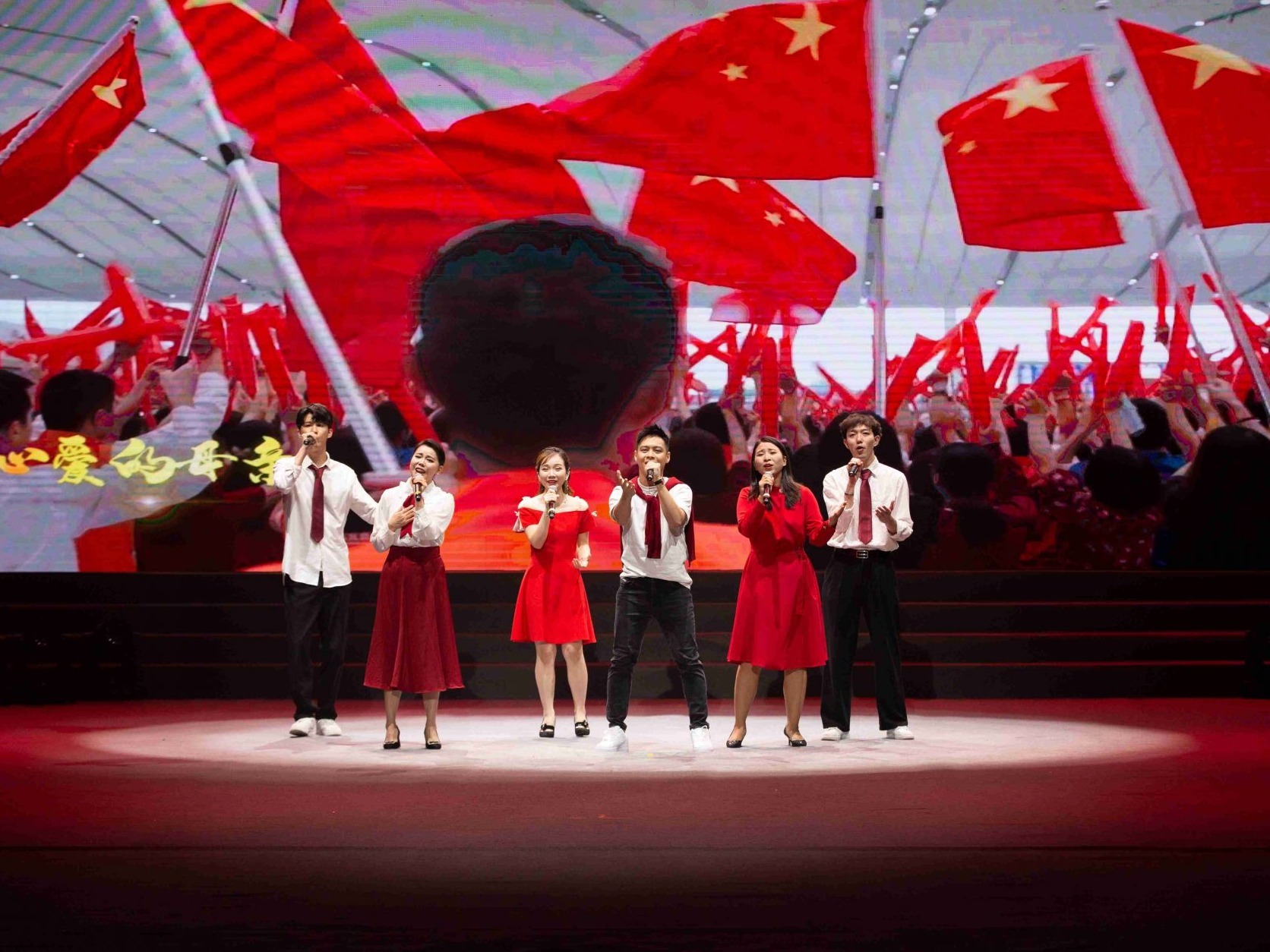 龙华区首届“中轴星光”才艺大赛总决赛精彩上演