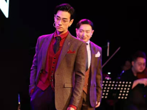 郑云龙主演推理音乐剧《小说》，尝试悬疑题材音乐剧本土化