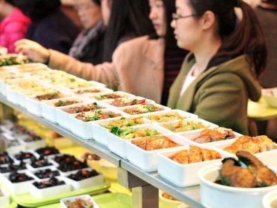 《白领午餐报告》：90后是便利店午餐消费主力，深圳“打工人”无辣不欢