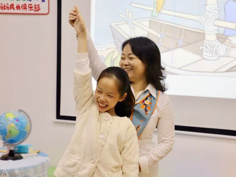 听，宝安“最美母亲”与深圳机场边检民警孩子的绘本共读时间
