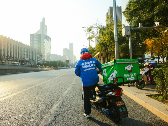 达达快送11.11首单战报：0点40分电商首单送达、20分钟帮买急用药品