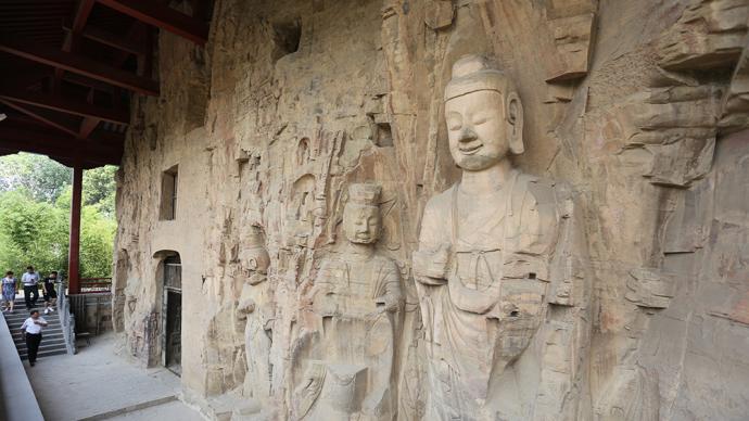 国办：核定、公布石窟寺景区游客承载量，推广预约参观制