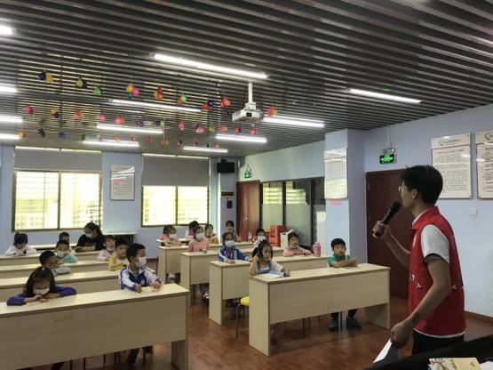 黎光社区举办儿童文学主题沙龙