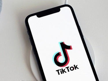 美国将TikTok出售令期限再次延长7天