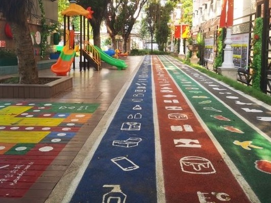 快来体验广州首条垃圾分类趣味跑道