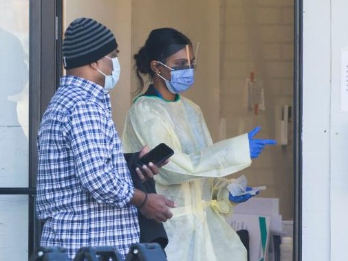 美国新增确诊超13万例，再次刷新全球一国单日新增最高纪录