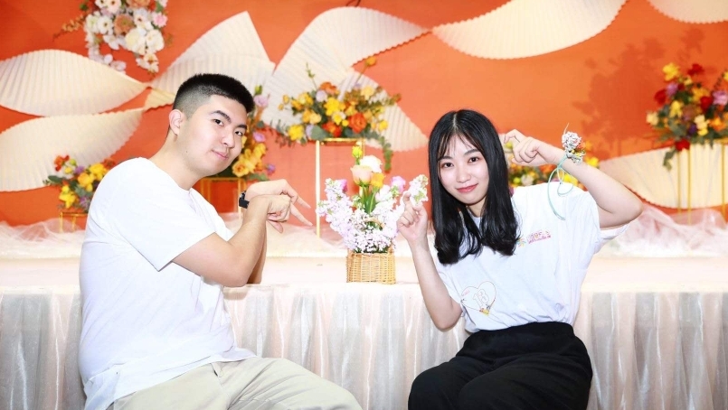 “双11”前夕，15对单身男女共赴花谷浪漫之约