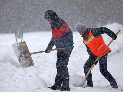 中央气象台发布今年首个暴雪橙色预警：雨雪天气将迎最强时段