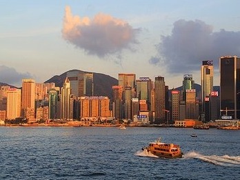 香港警方寻回逃院三天的新冠肺炎患者 案列“发现通缉人士”