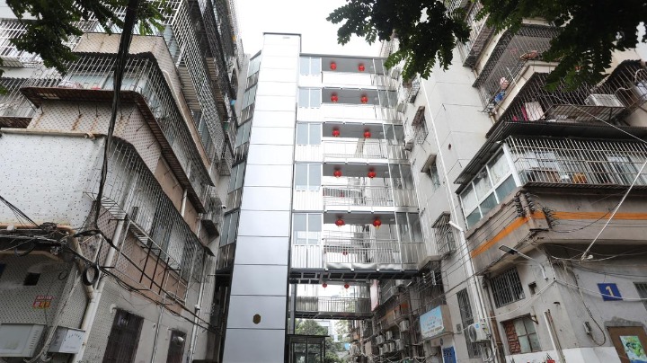 历时570天！珠海老城区首例廊桥电梯启用