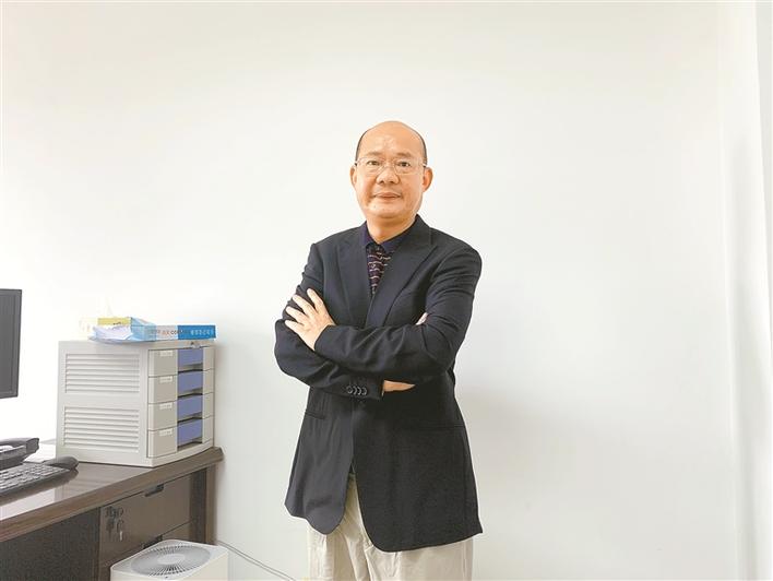 应当站在怎样的角度审视道德这件事 ——访深圳大学马克思主义学院院长傅鹤鸣