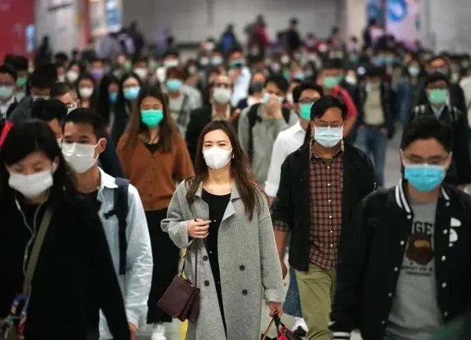 香港今增95宗！1确诊者至今未寻回，港人北上“避疫”致深圳湾口岸排长龙