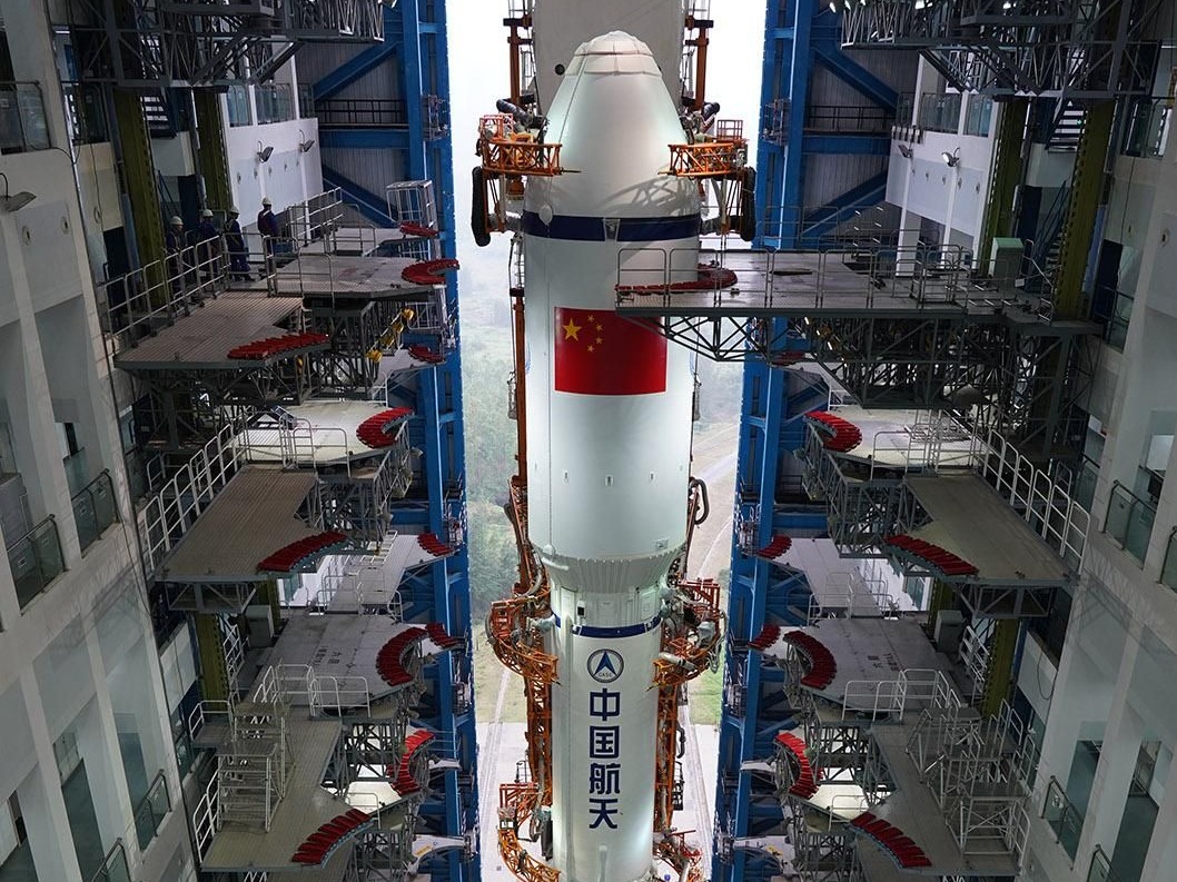 长征八号运载火箭首次飞行试验取得圆满成功