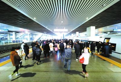 春运首日火车票抢票“没有那么难”,深圳始发部分热门方向仍有余票