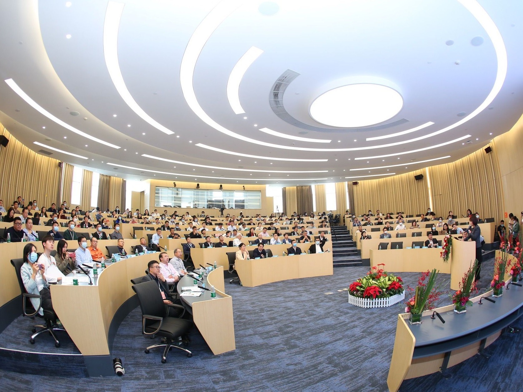 西丽湖国际科教城知识产权证券化与科技成果转化高峰论坛在南科大召开