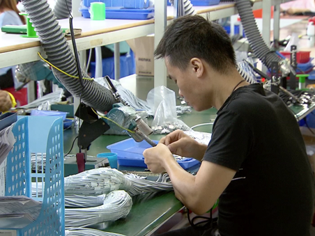 中国电子产品成抢手货！阿里巴巴国际站交易总额同比暴涨237%
