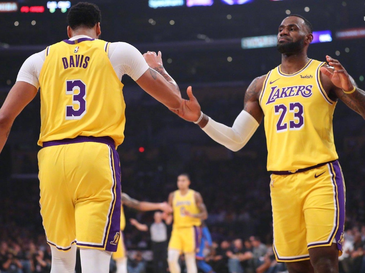 能阻止湖人卫冕NBA总冠军的，只剩下伤病和新冠病毒了