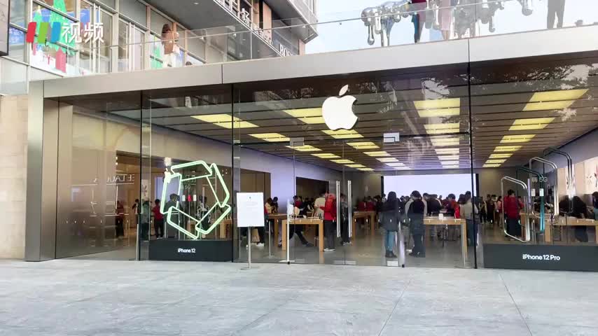 升级ios14.2让iPhone续航变短？记者实测30分钟用电2%